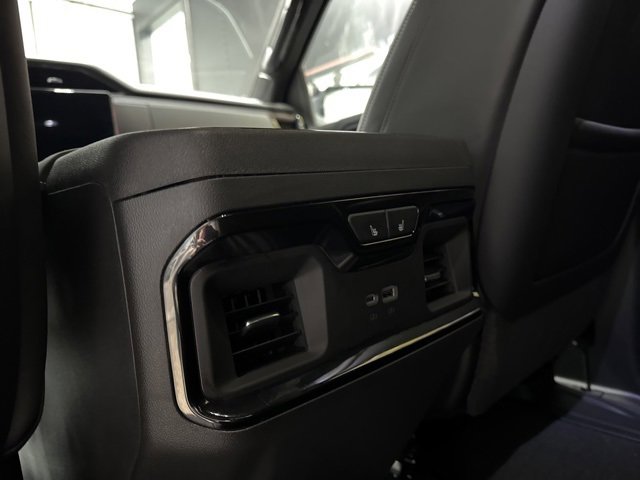 Used 2025 GMC Sierra 1500 AT4X image 19