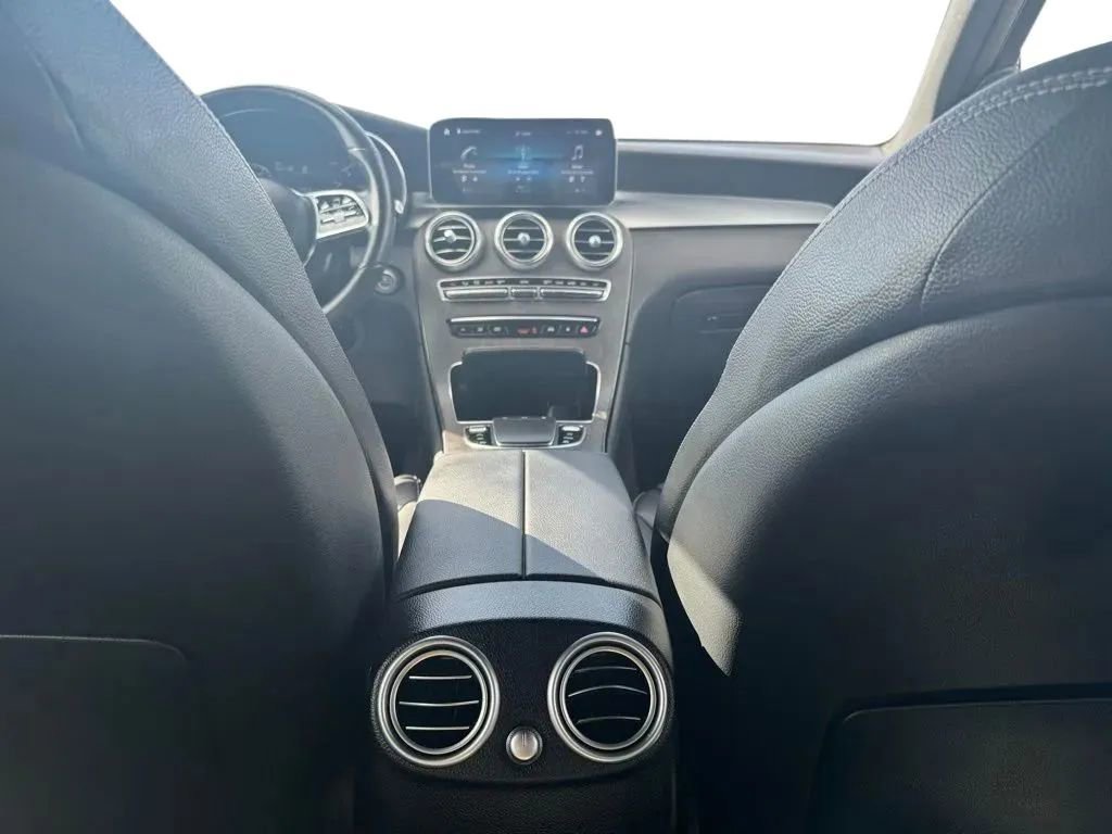 Used 2022 Mercedes-Benz GLC 300 4MATIC image 19