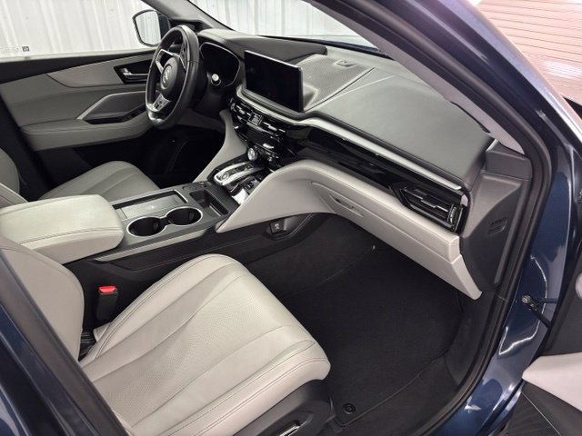 Used 2025 Acura MDX w/ Technology Package FWD image 30