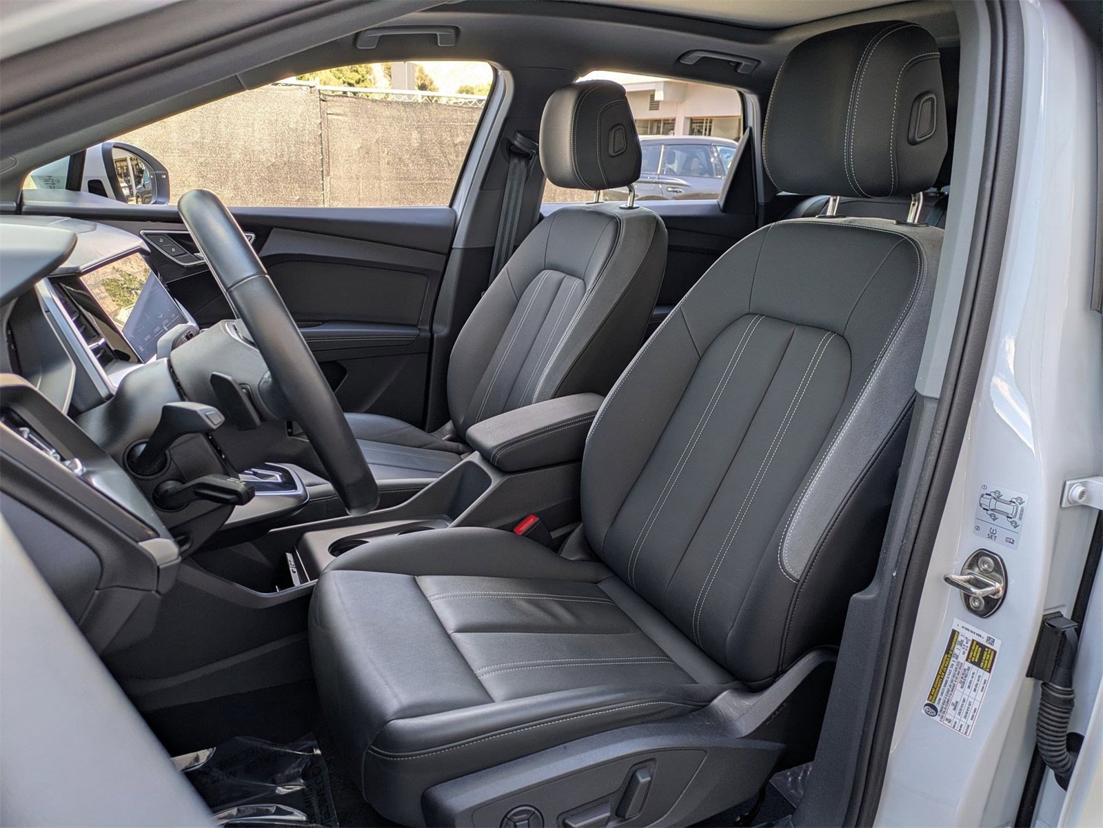 Used 2024 Audi Q4 e-tron Premium image 30