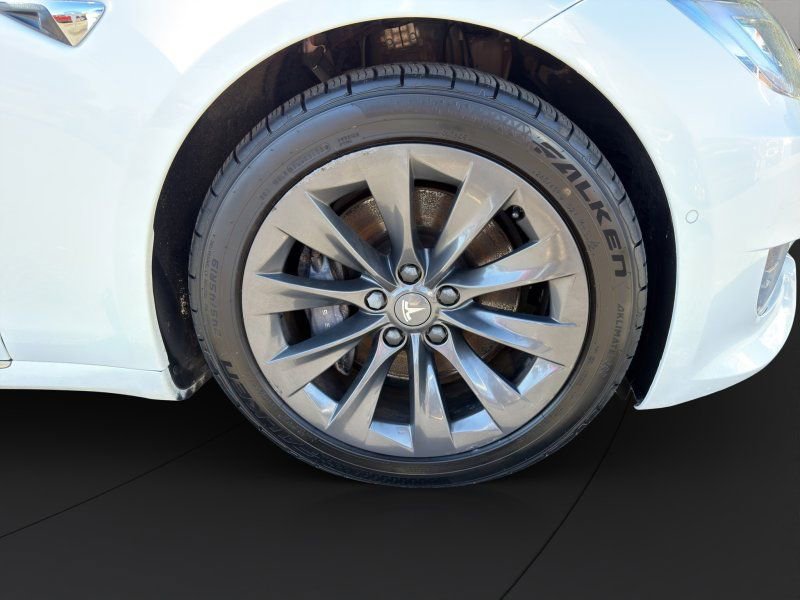 Used 2019 Tesla Model S Long Range image 24