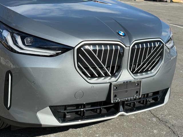 Used 2025 BMW X3 xDrive30i w/ Premium Package image 7