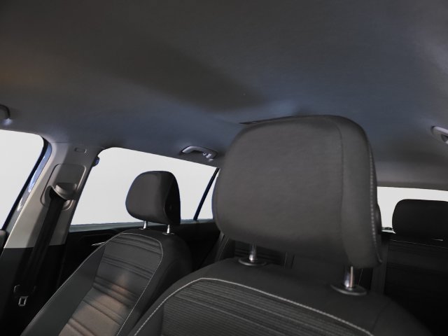 Used 2022 Volkswagen Tiguan S AWD/4WD image 12