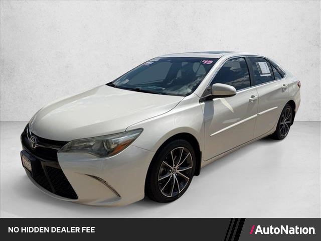 Used 2015 Toyota Camry XSE w/ Moonroof Package FWD image 1