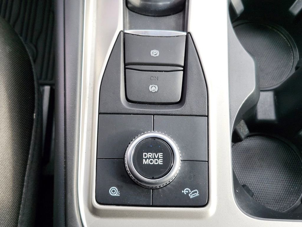 Used 2022 Ford Explorer XLT AWD/4WD image 24