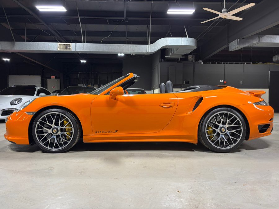 Used 2014 Porsche 911 Turbo S image 1