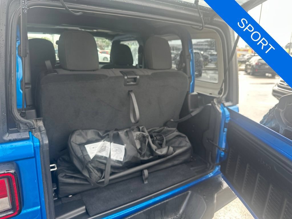 Used 2021 Jeep Wrangler Sport AWD/4WD image 27