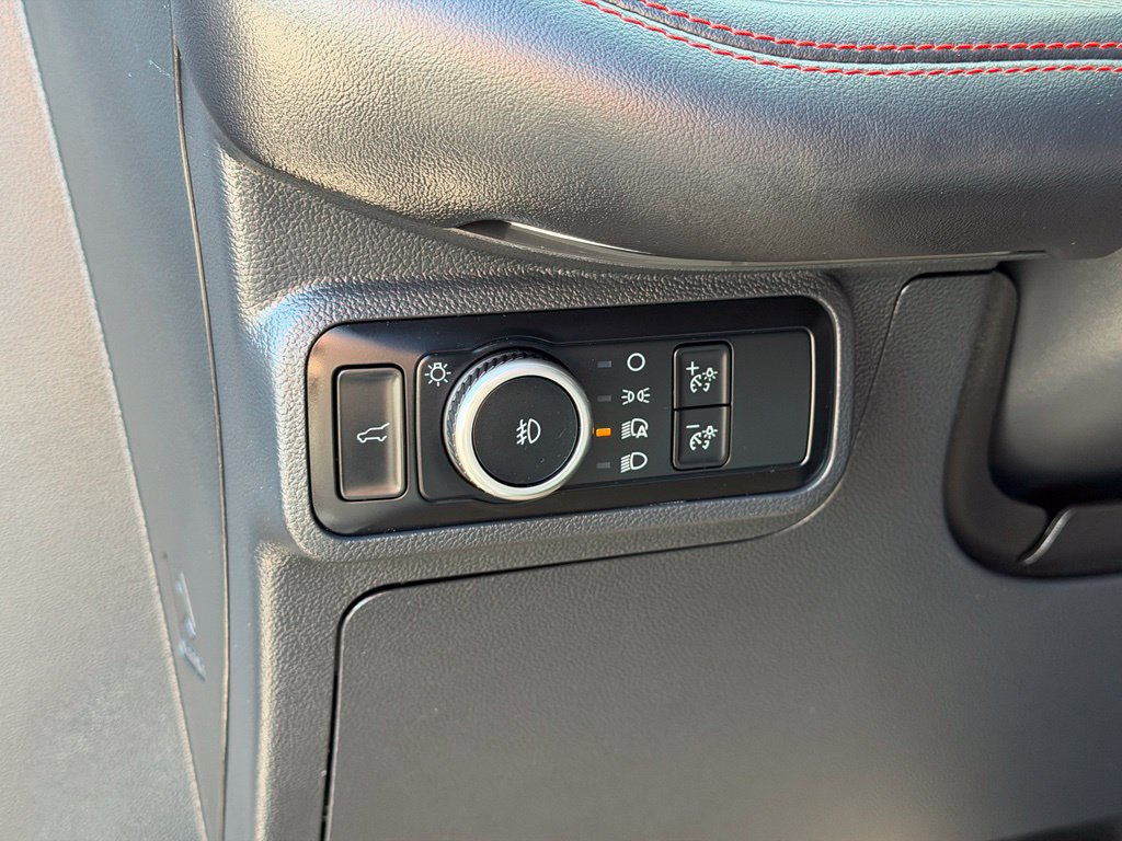 Used 2025 Ford Explorer ST AWD/4WD image 27