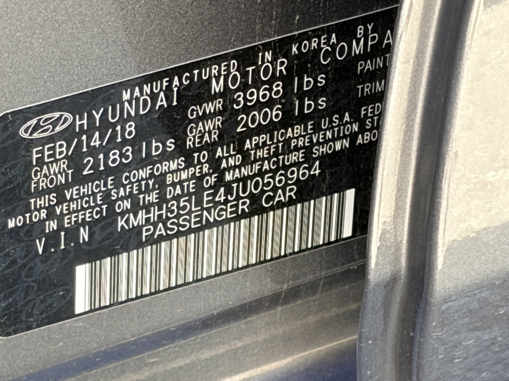 Used 2018 Hyundai Elantra GT FWD image 29