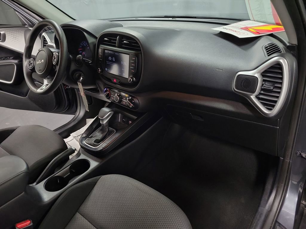 Used 2022 Kia Soul LX w/ Technology Package image 22
