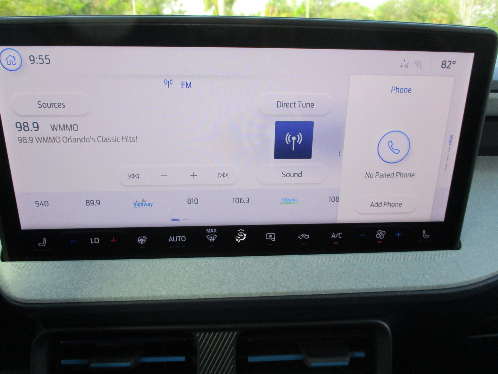 New 2025 Ford Maverick XLT w/ XLT Luxury Package image 16