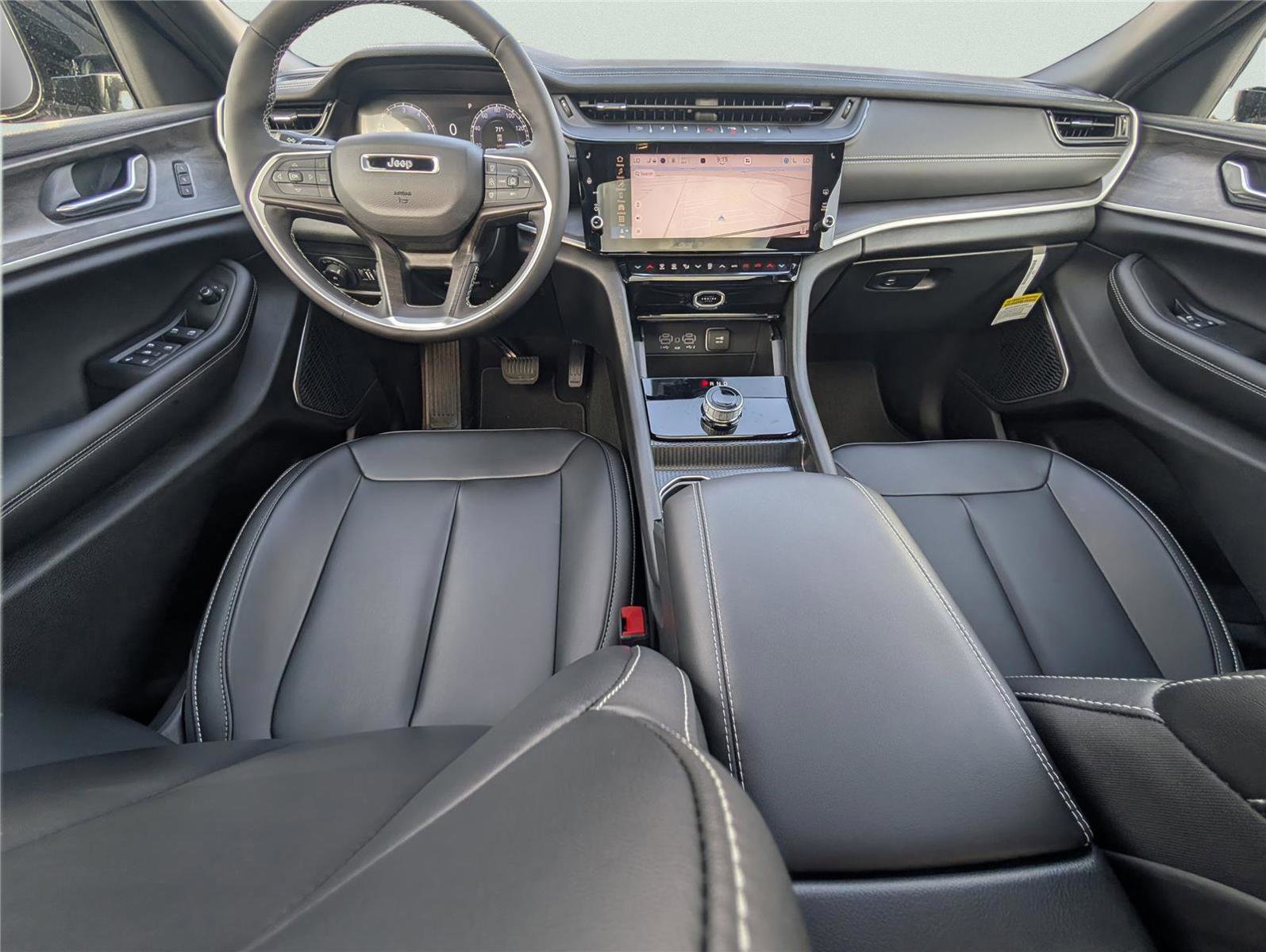 New 2026 Jeep Grand Cherokee L Limited image 29