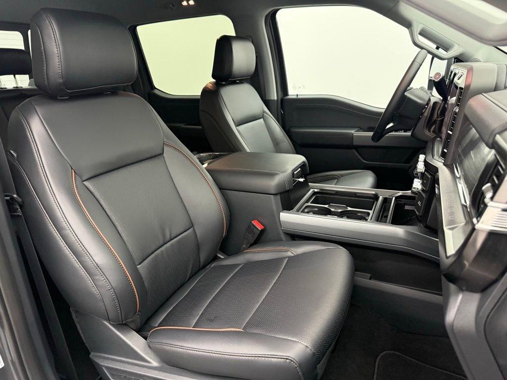 New 2026 Ford F250 Lariat w/ Chrome Package image 27