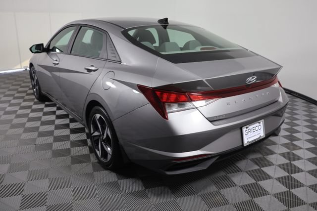 Used 2023 Hyundai Elantra SEL FWD image 6