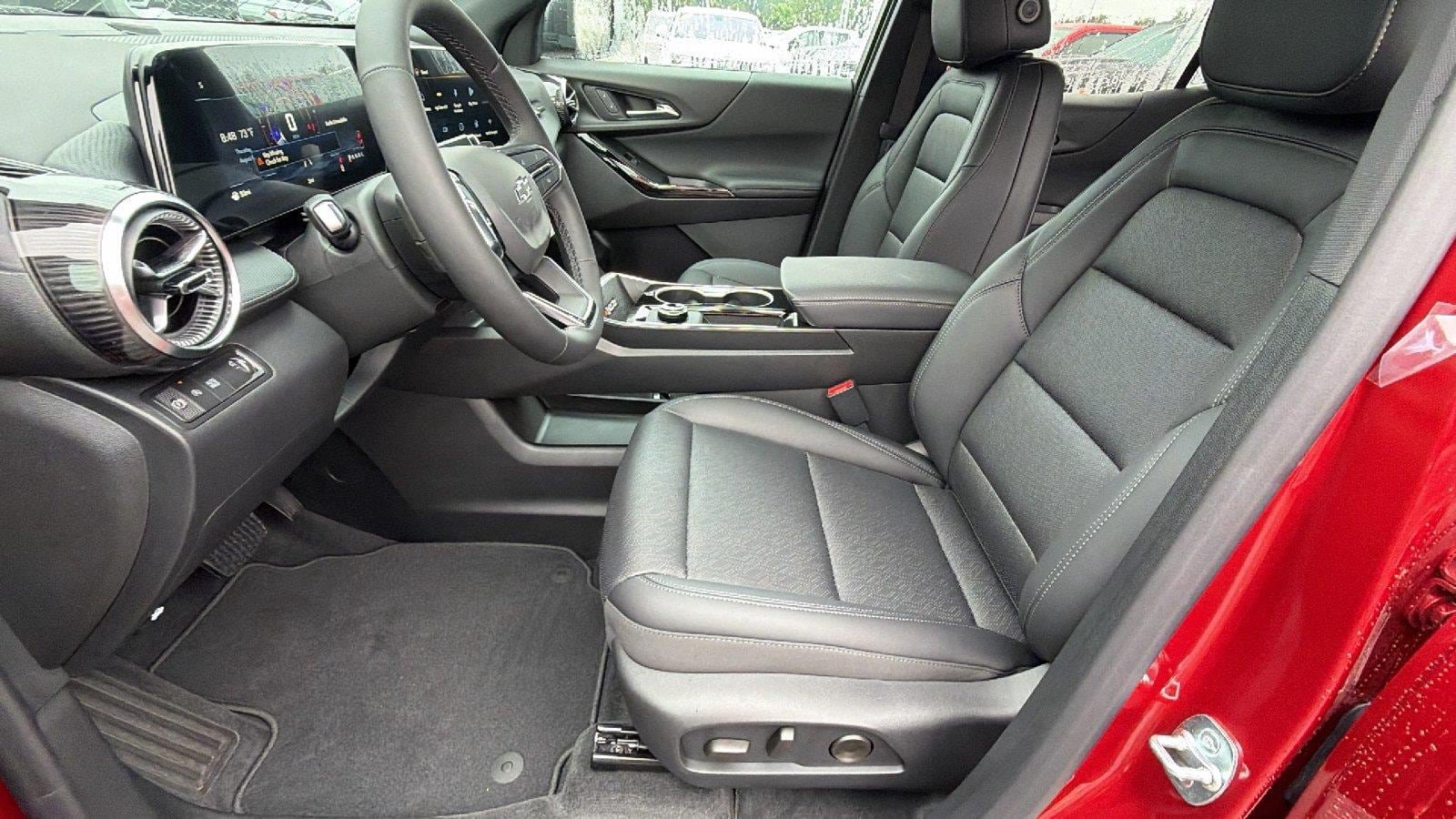 New 2027 Chevrolet Equinox LT w/ Convenience Package II FWD image 16