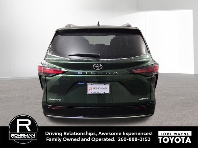 New 2026 Toyota Sienna Limited image 8