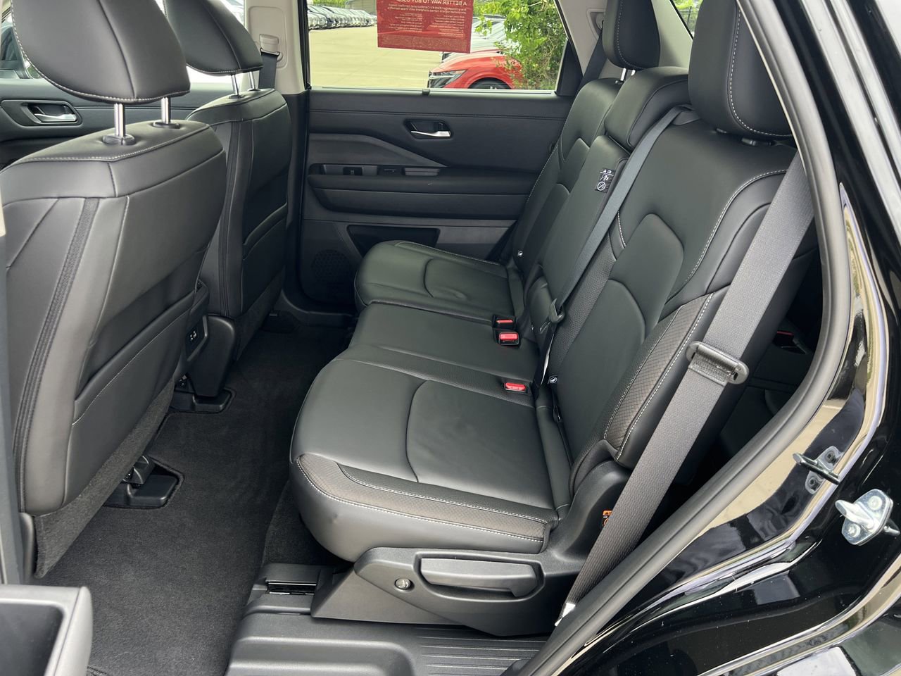 Certified 2025 Nissan Pathfinder SL AWD/4WD image 22