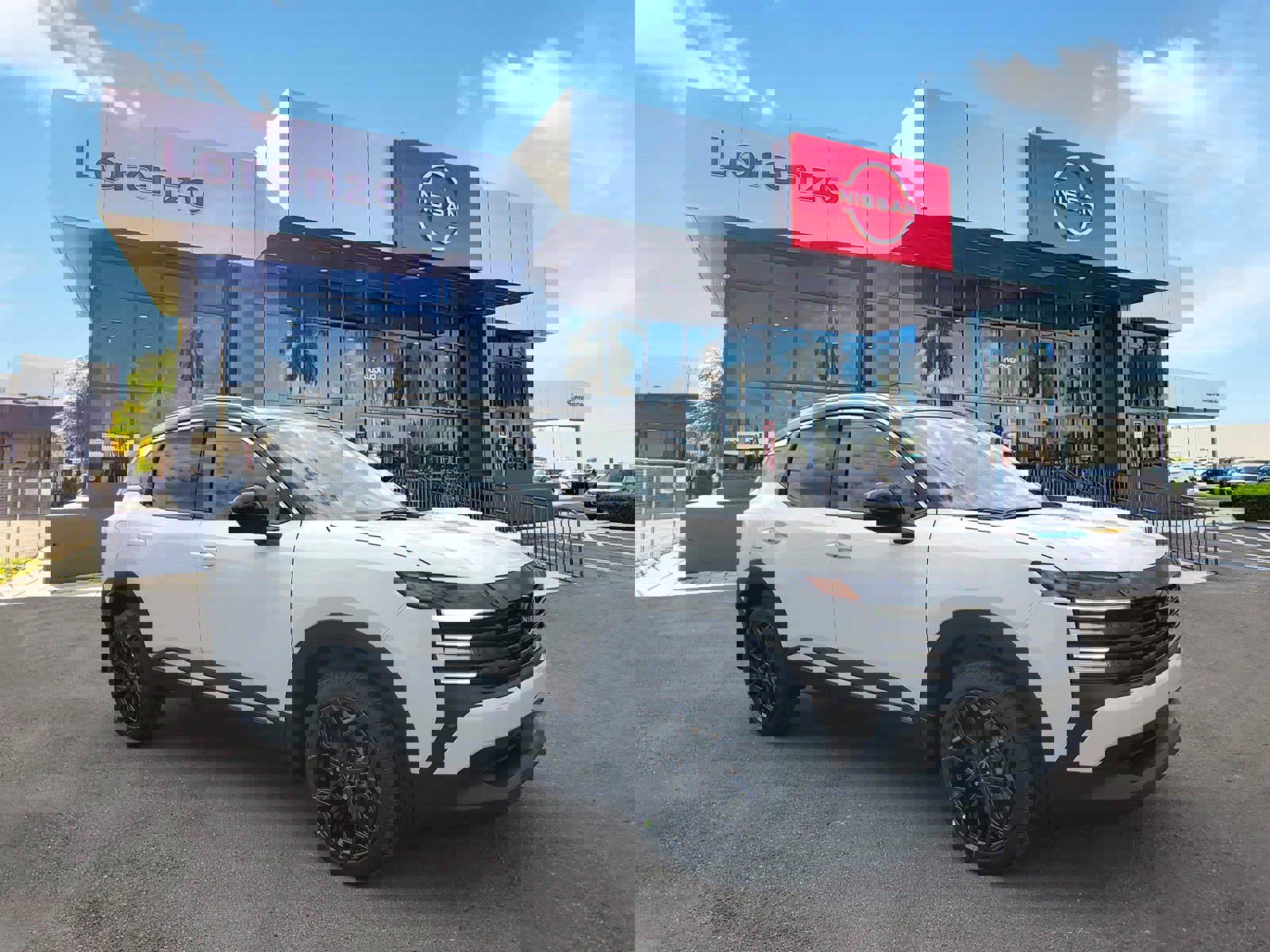 New 2026 Nissan Kicks SR image 3