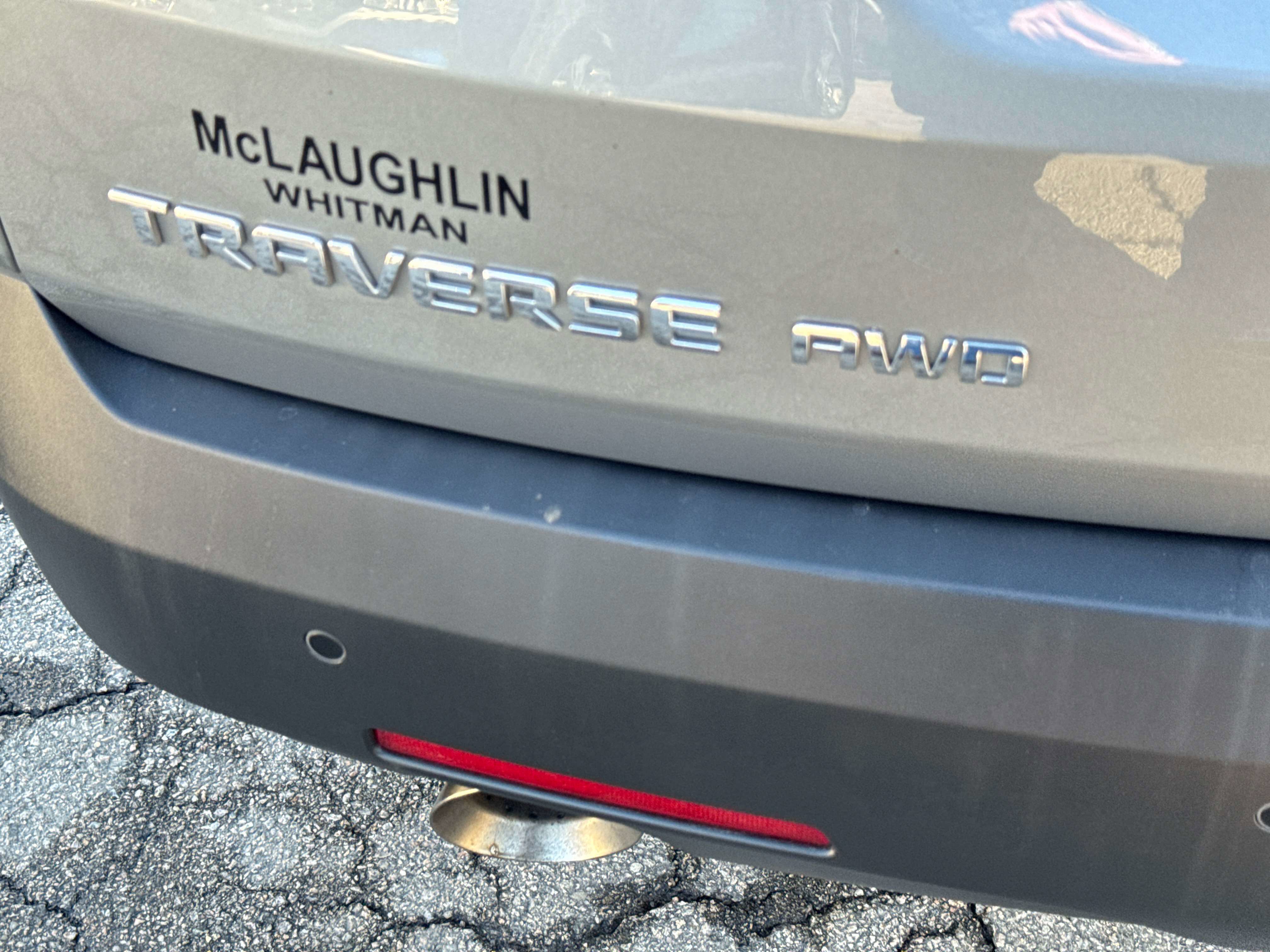 Used 2023 Chevrolet Traverse LT image 9