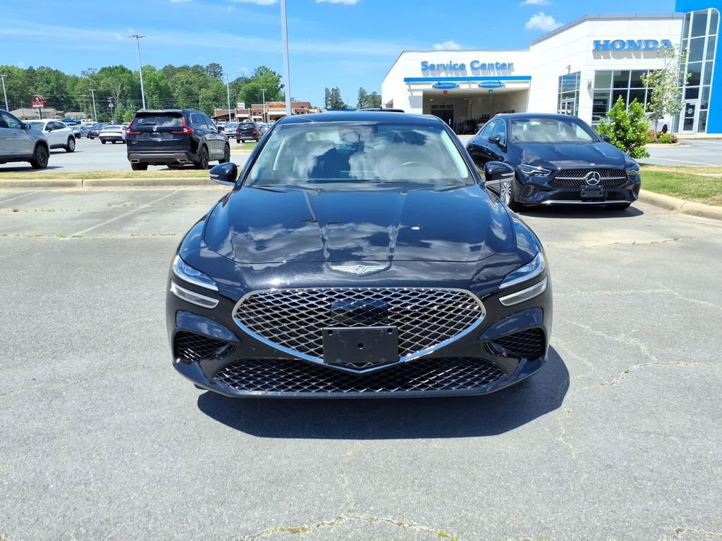 Used 2025 Genesis G70 2.5T AWD/4WD image 2
