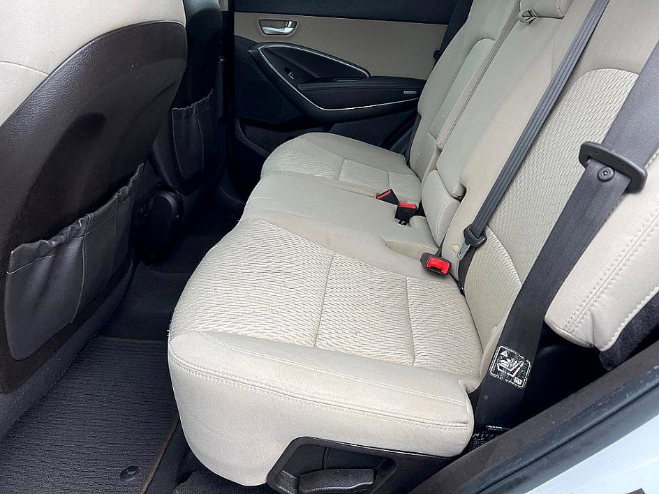 Used 2017 Hyundai Santa Fe Sport image 7