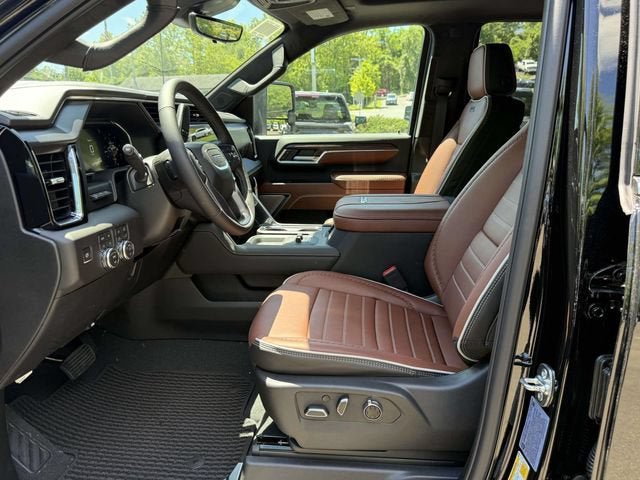New 2026 GMC Sierra 3500 Denali Ultimate w/ Snow Plow Prep/Camper Package AWD/4WD image 11