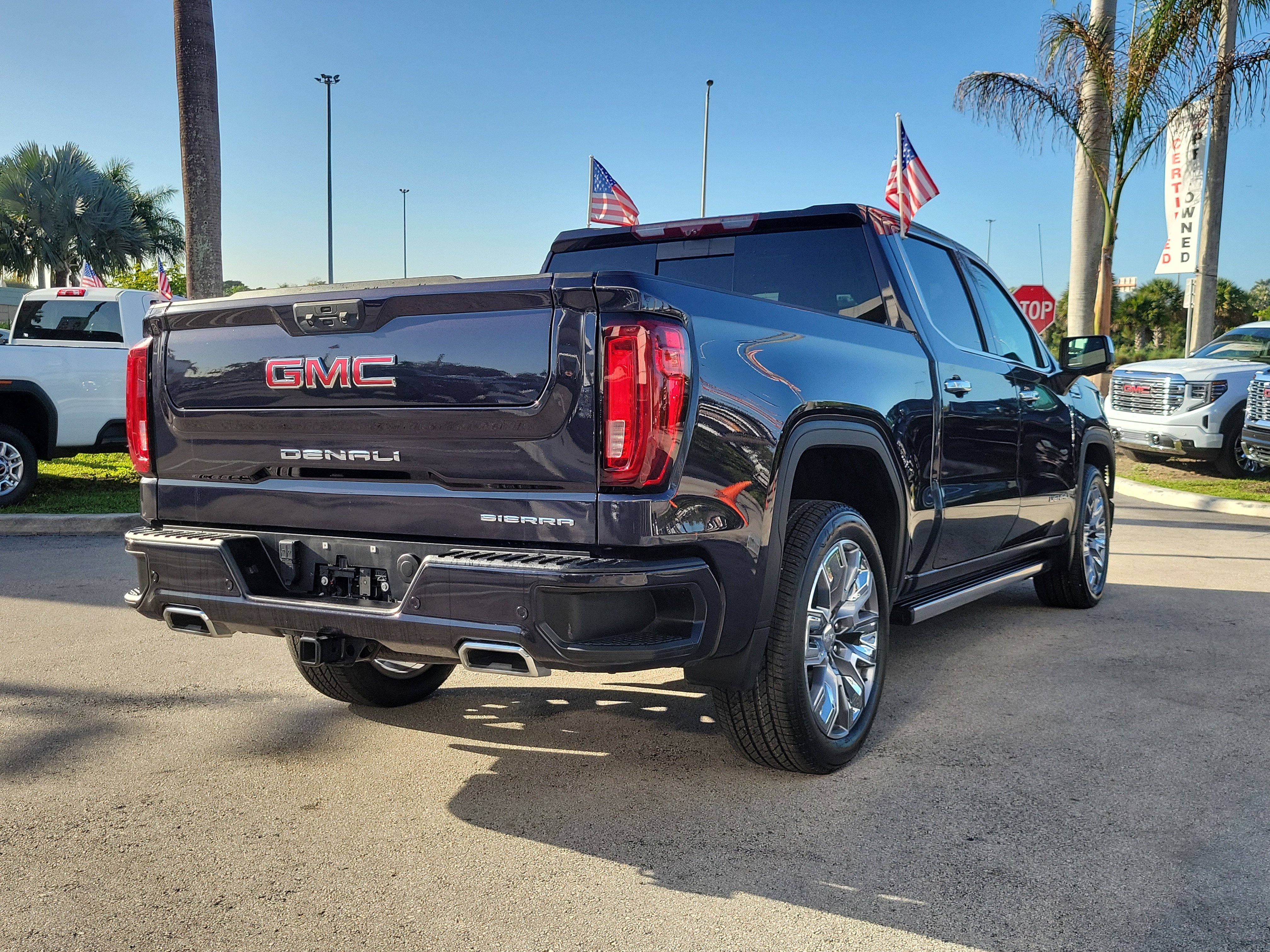 Used 2023 GMC Sierra 1500 Denali w/ Denali Reserve Package image 5