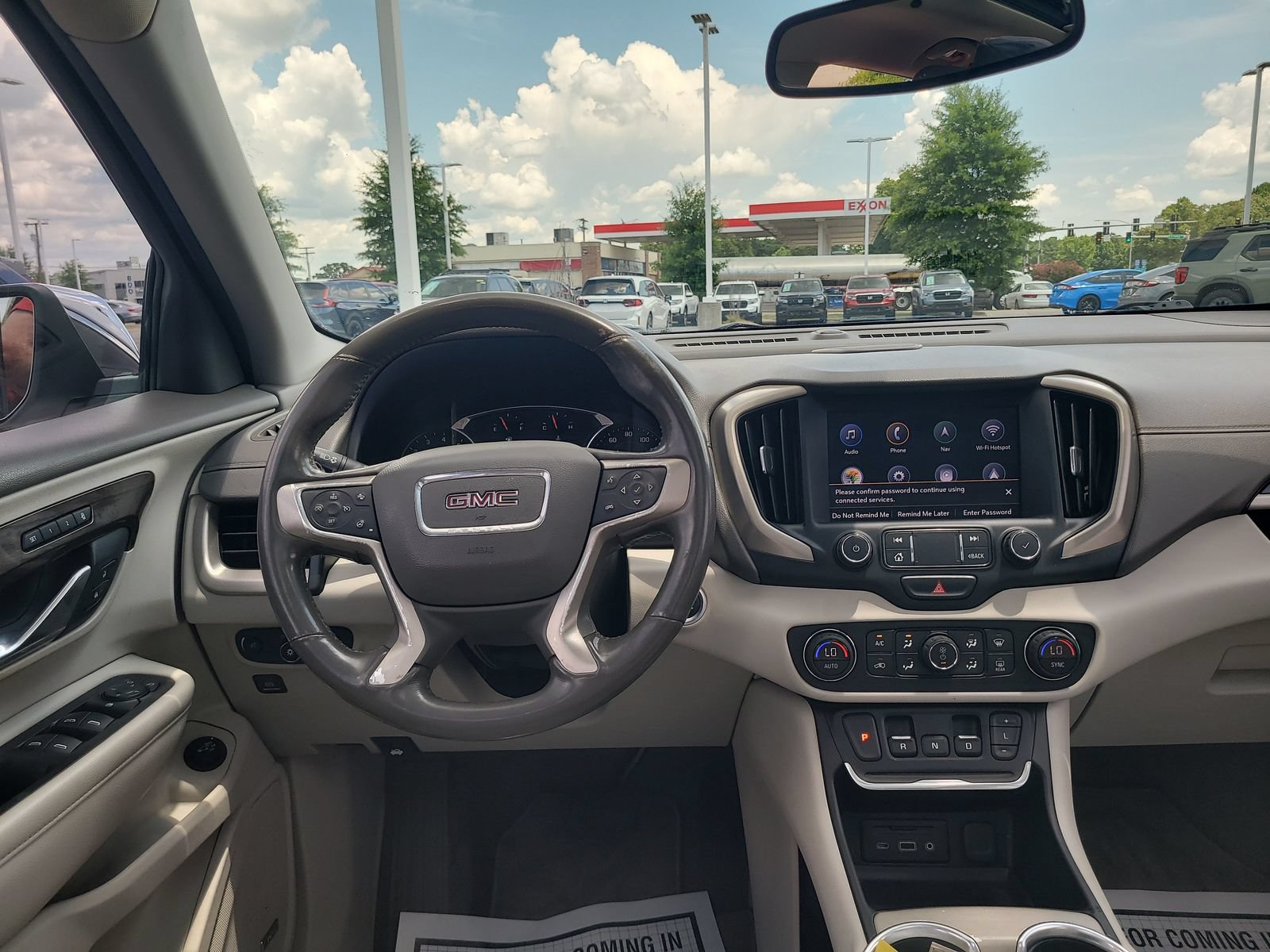 Used 2020 GMC Terrain Denali w/ Denali Premium Package FWD image 25