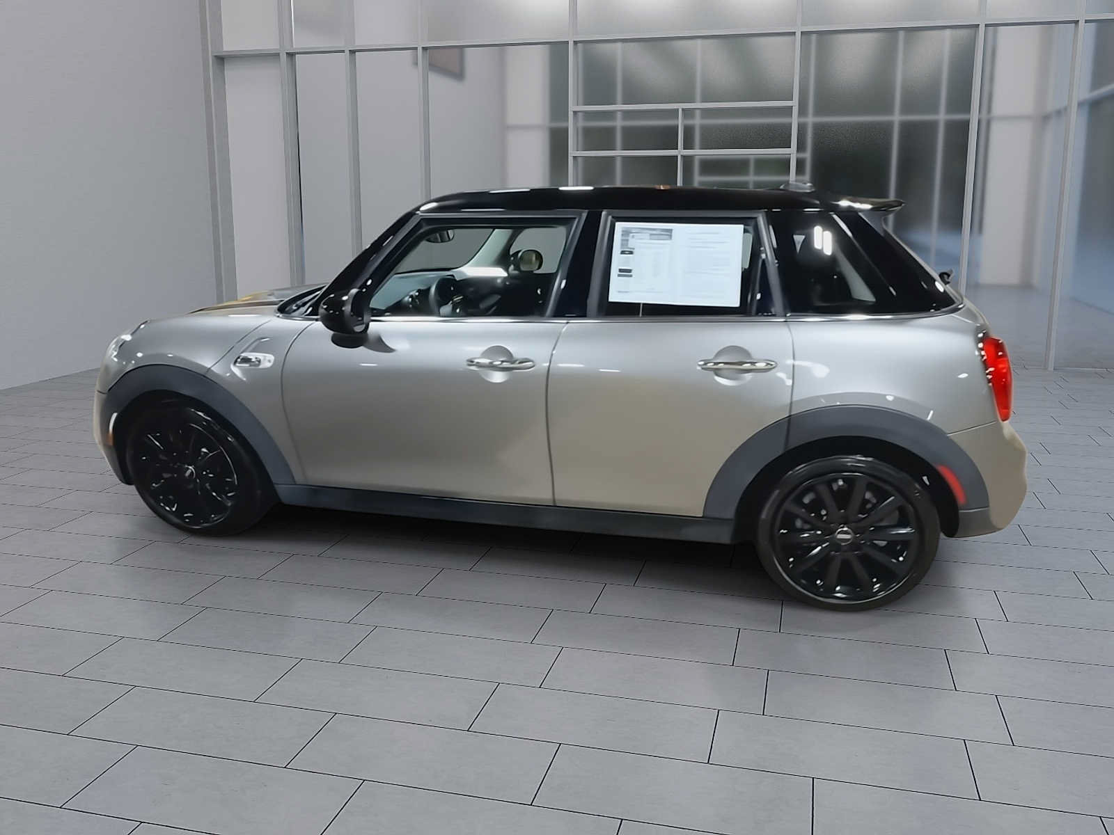 Used 2019 MINI Cooper S FWD image 6