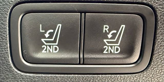 Used 2025 Hyundai Santa Fe Limited image 15