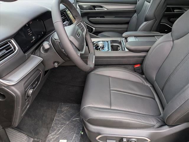 New 2026 Jeep Grand Wagoneer Limited AWD/4WD image 4