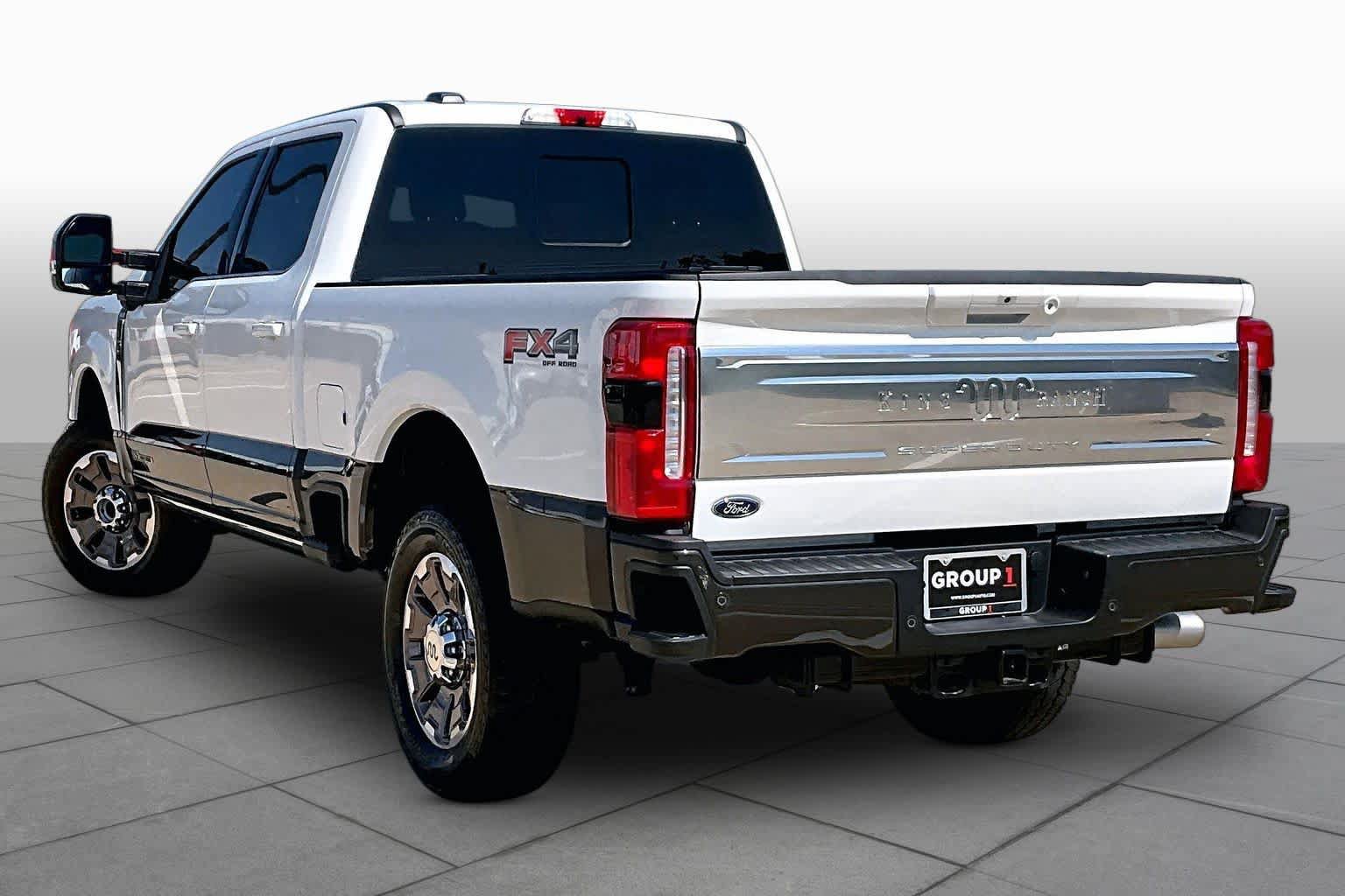 Used 2025 Ford F250 King Ranch w/ FX4 Off-Road Package AWD/4WD image 12