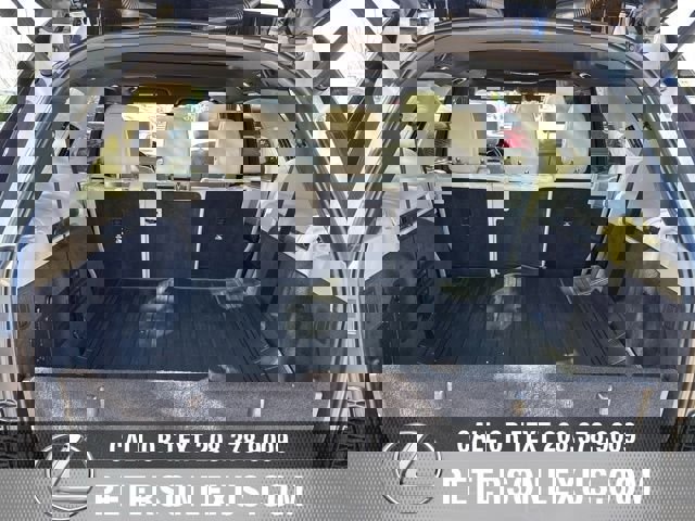 Used 2020 Land Rover Discovery Landmark image 23