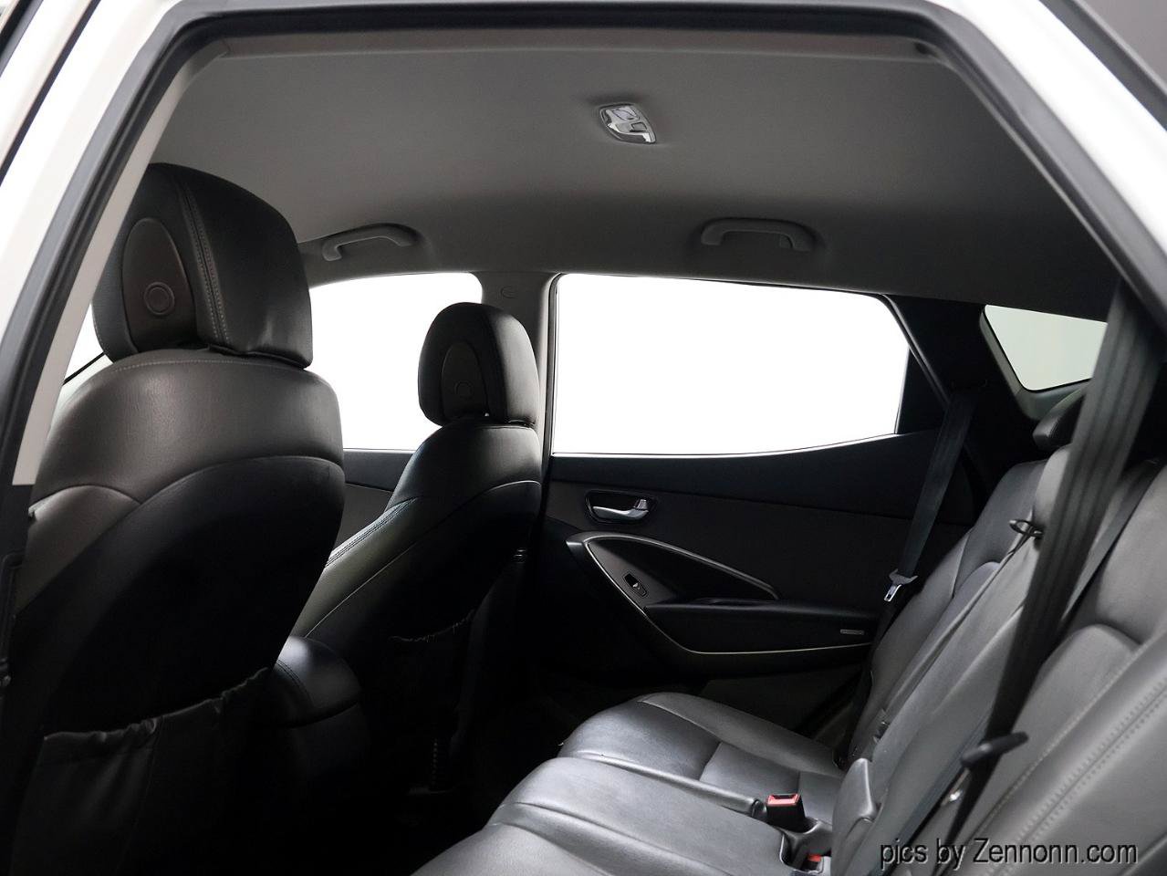 Used 2017 Hyundai Santa Fe Sport FWD image 14