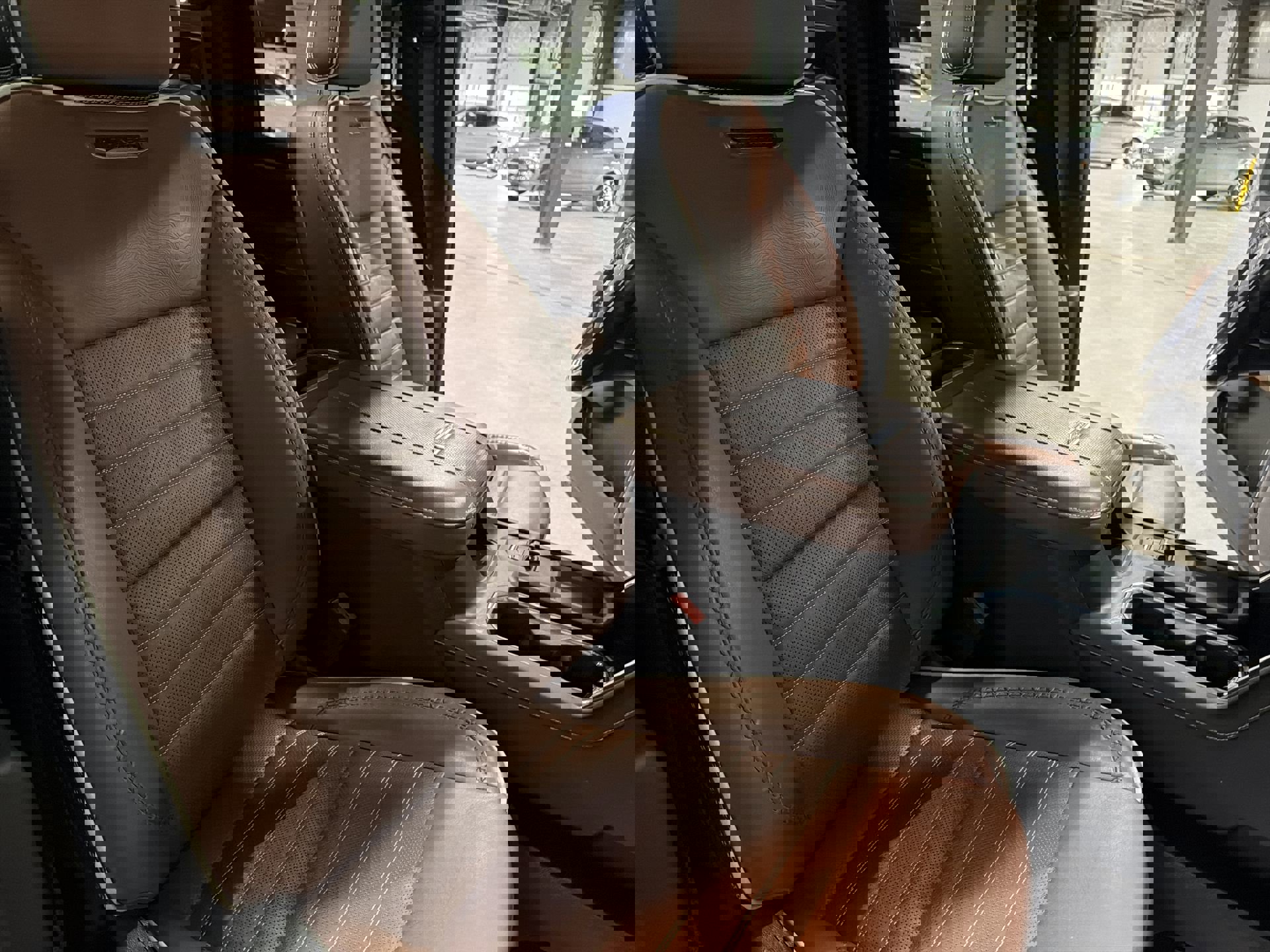 Used 2024 GMC Sierra 2500 Denali Ultimate image 35