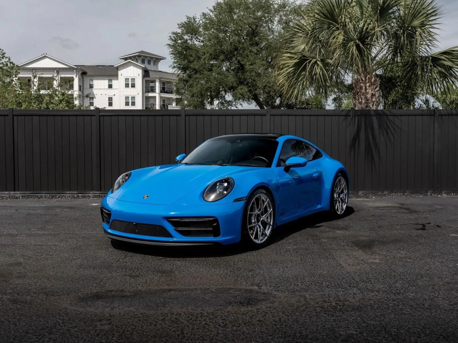 Used 2022 Porsche 911 GT3 RS image 8