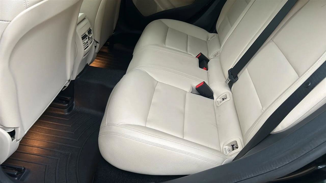 Used 2014 Mercedes-Benz CLA 250 image 41