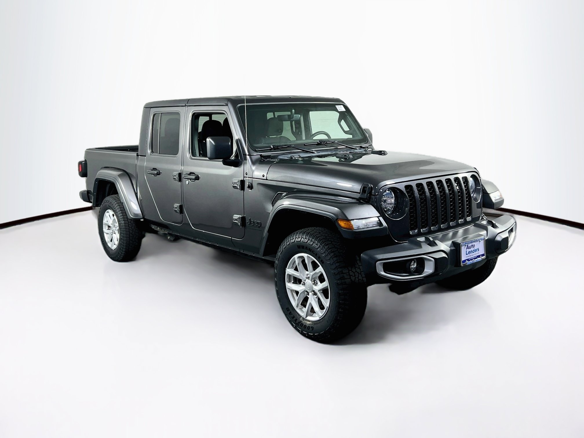 Used 2023 Jeep Gladiator Sport AWD/4WD image 3