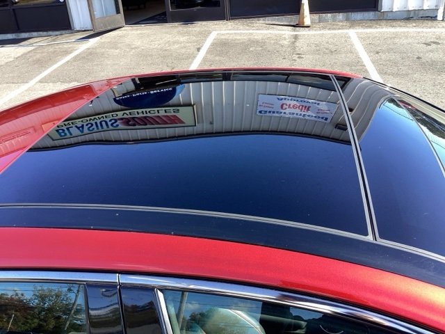 Used 2020 Genesis G70 2.0T w/ Sport Package image 13