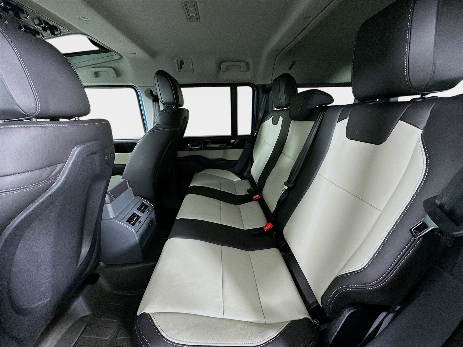 New 2025 INEOS Grenadier Fieldmaster Edition image 39