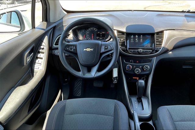 Used 2017 Chevrolet Trax LS w/ Fleet Convenience Package AWD/4WD image 5