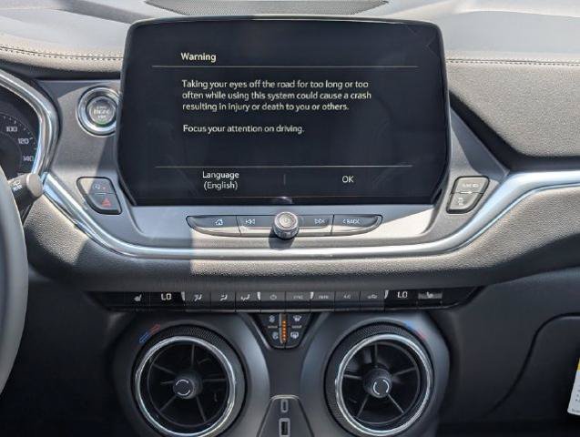 New 2026 Chevrolet Blazer LT w/ Sound & Technology Package FWD image 28