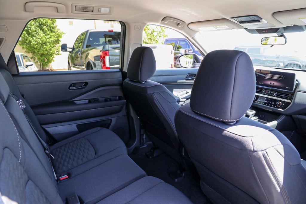 New 2026 Nissan Pathfinder SV FWD image 17