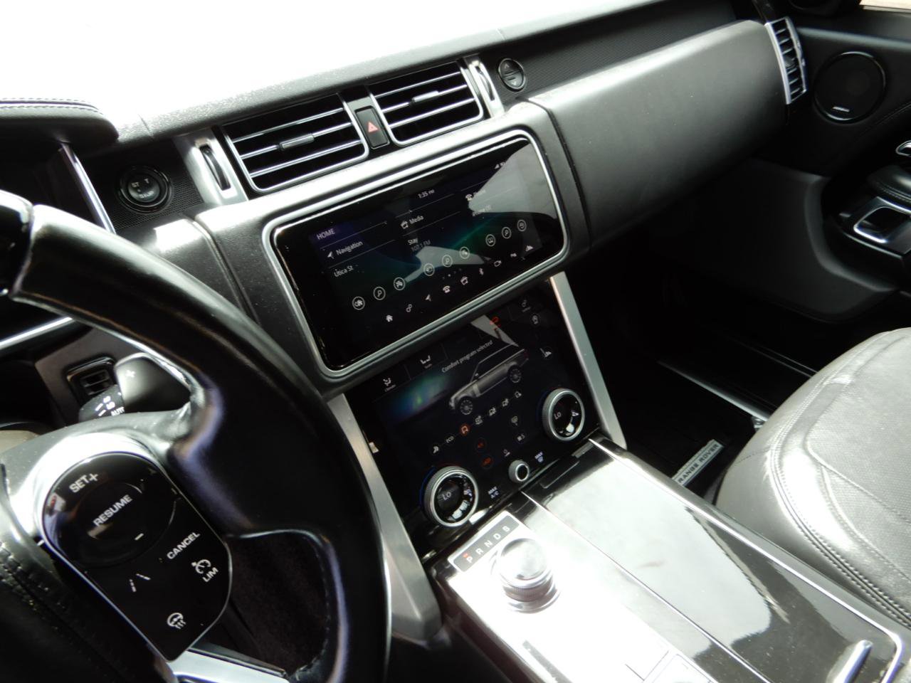 Used 2018 Land Rover Range Rover HSE AWD/4WD image 19