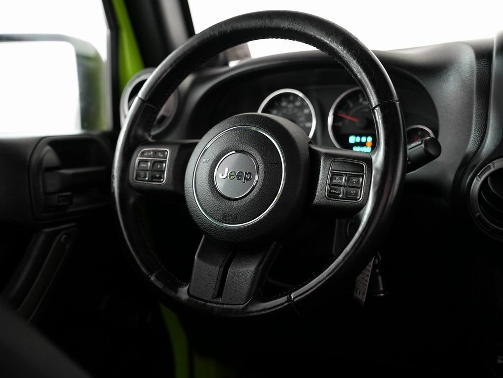 Used 2013 Jeep Wrangler Sport w/ Connectivity Group AWD/4WD image 11
