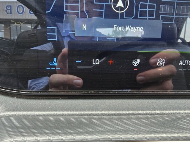 Used 2024 Ford Mustang Premium image 18