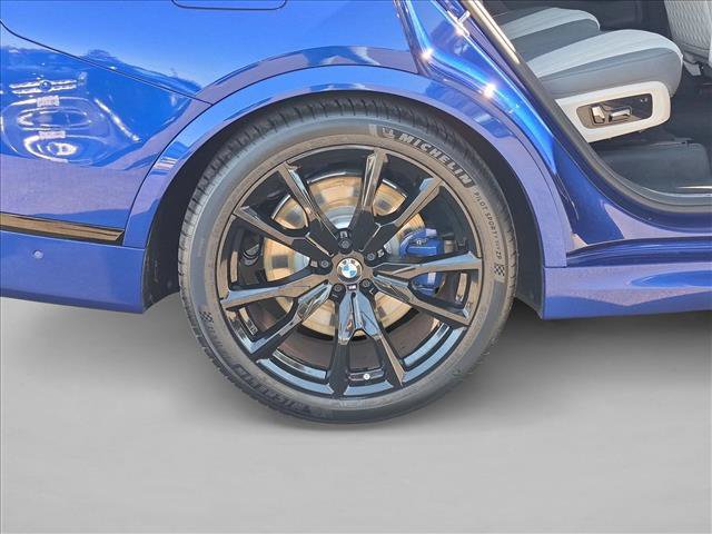 Certified 2025 BMW X7 M60i AWD/4WD image 24
