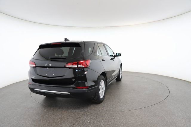 Used 2024 Chevrolet Equinox LT w/ LPO, Floor Liner Package image 15