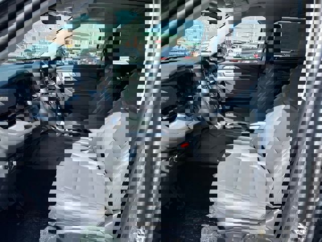 New 2026 Ford Explorer Active w/ Active Comfort Package image 9