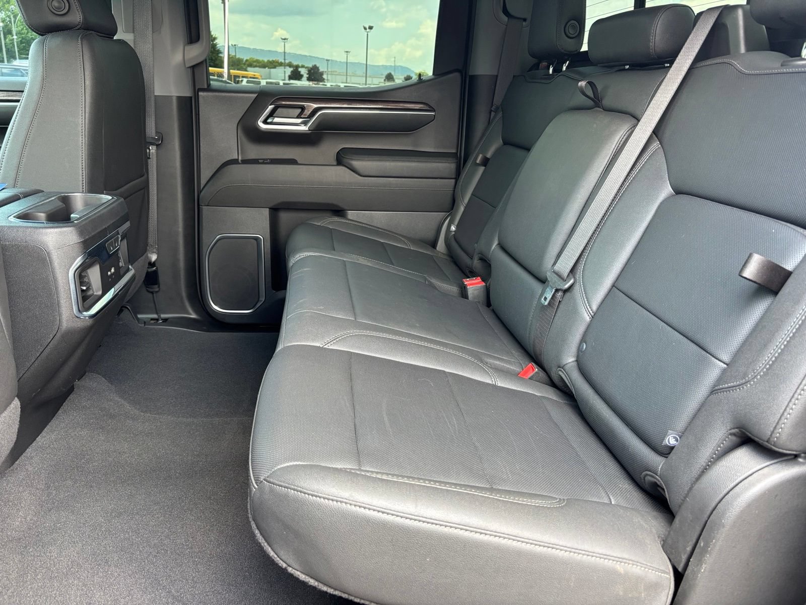 Used 2023 Chevrolet Silverado 1500 LTZ w/ LTZ Premium Package AWD/4WD image 18
